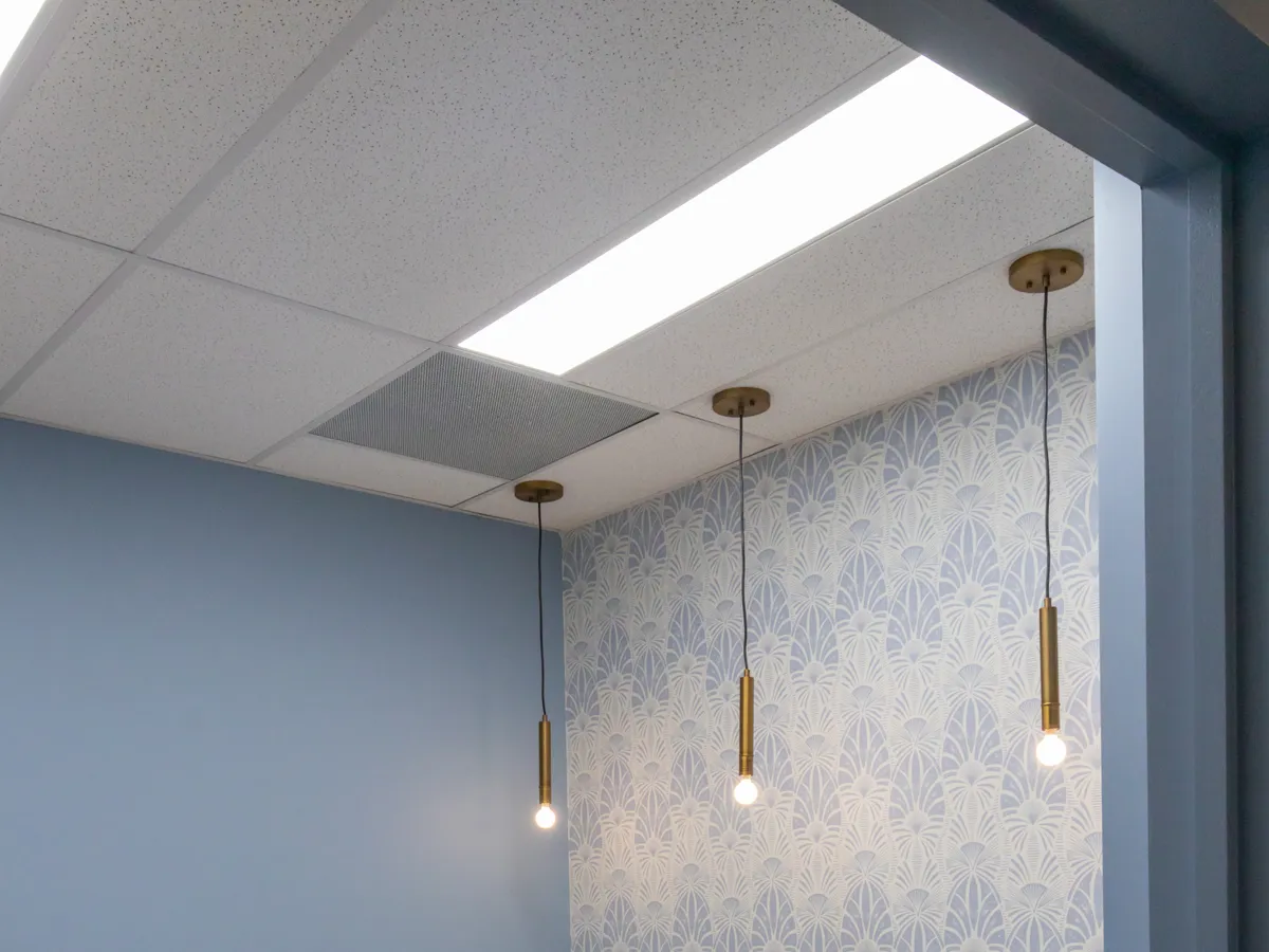 A private exam room at UrgentPaws Rancho Cucamonga